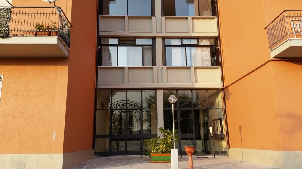 קאסרטה Lian Room B&B מראה חיצוני תמונה