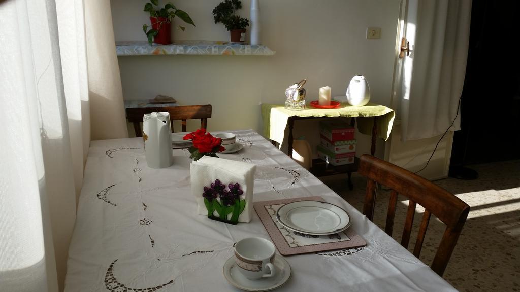 קאסרטה Lian Room B&B מראה חיצוני תמונה