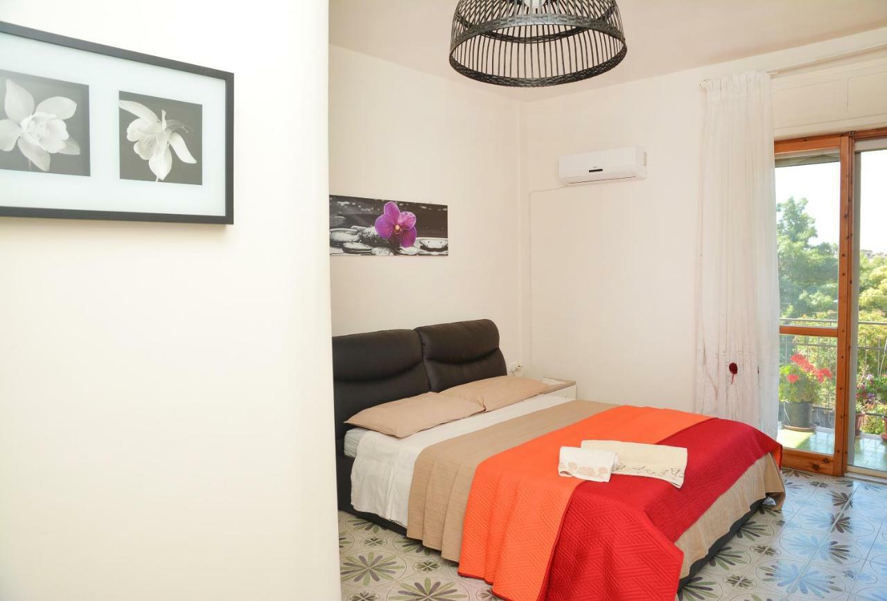 קאסרטה Lian Room B&B מראה חיצוני תמונה