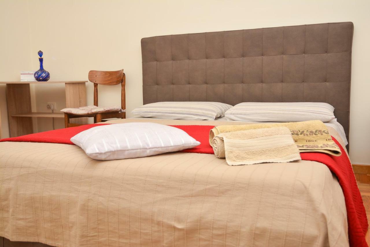 קאסרטה Lian Room B&B מראה חיצוני תמונה