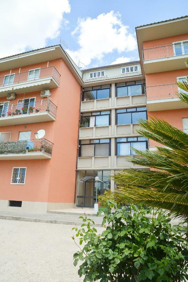 קאסרטה Lian Room B&B מראה חיצוני תמונה
