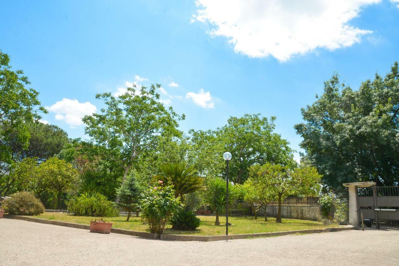 קאסרטה Lian Room B&B מראה חיצוני תמונה